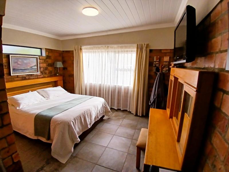 3 Bedroom Property for Sale in Stilbaai Wes Western Cape